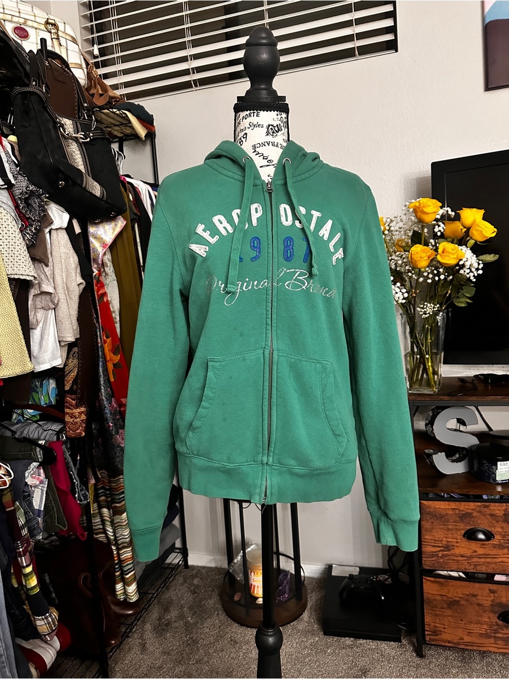Green Aeropostale zip up hoodie